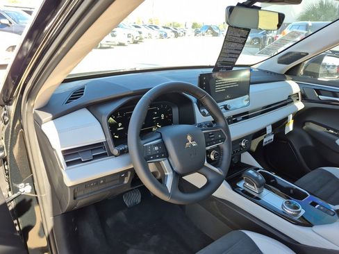 New 2026 Mitsubishi Outlander SE FWD image 49