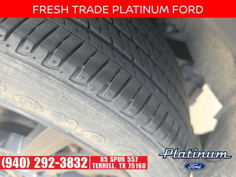 Used 2023 Nissan Kicks SR FWD image 11