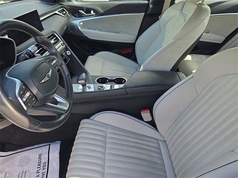 Used 2024 Genesis G70 2.5T w/ Sport Prestige Package image 17
