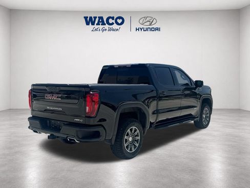 Used 2024 GMC Sierra 1500 AT4 w/ Technology Package AWD/4WD image 8