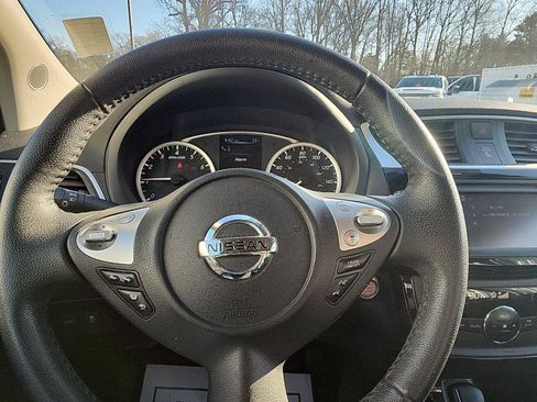 Used 2018 Nissan Sentra SL image 15
