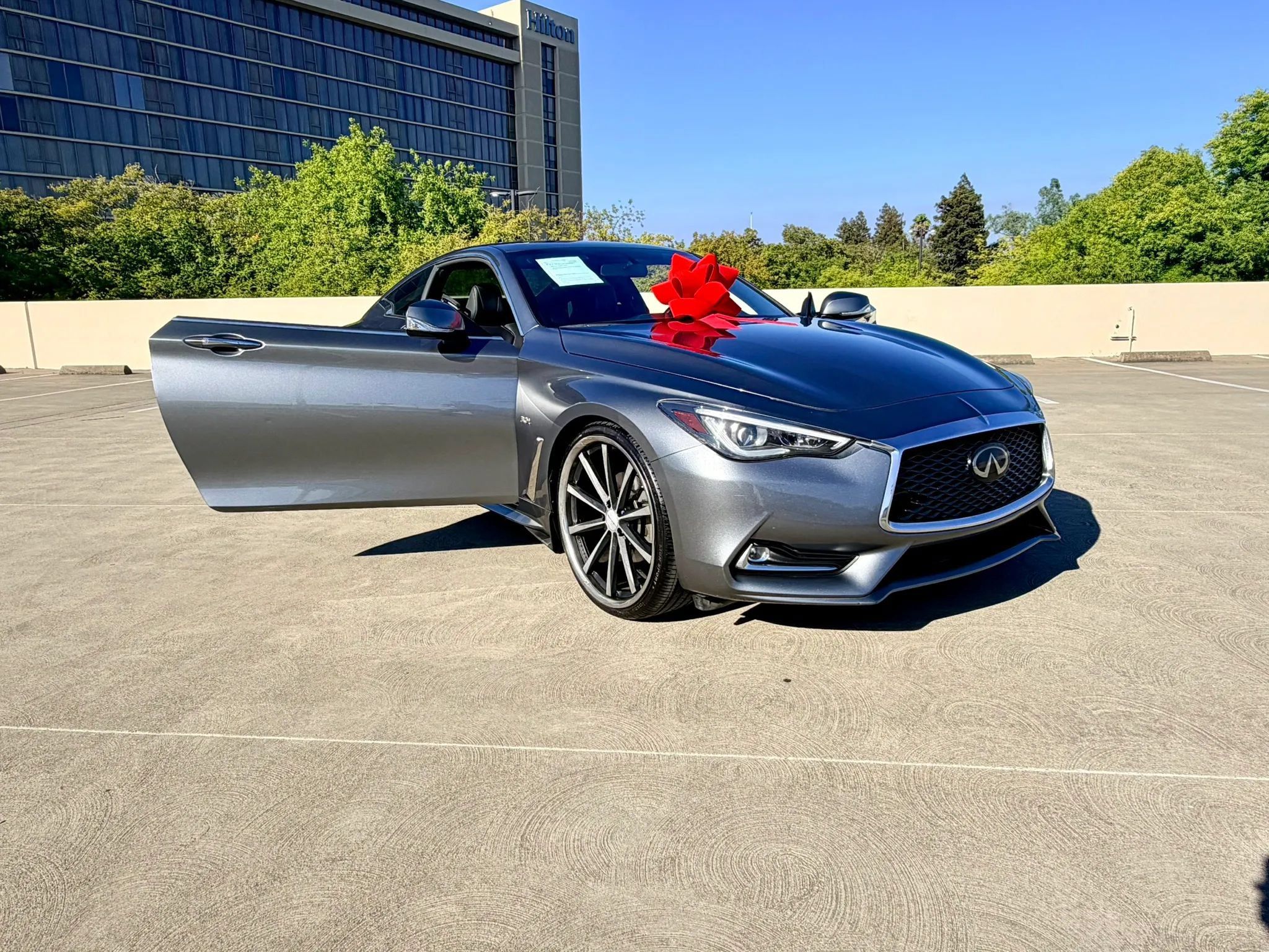 Used 2019 INFINITI Q60 3.0t w/ Cargo Package RWD image 47