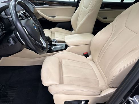 Used 2019 BMW X3 sDrive30i w/ Convenience Package RWD image 5