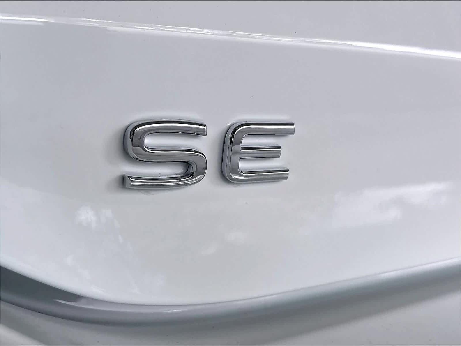 New 2026 Volkswagen Tiguan SE AWD/4WD image 9