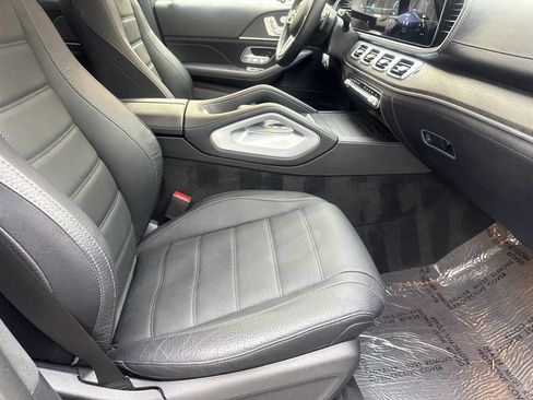 Used 2023 Mercedes-Benz GLS 580 4MATIC image 47