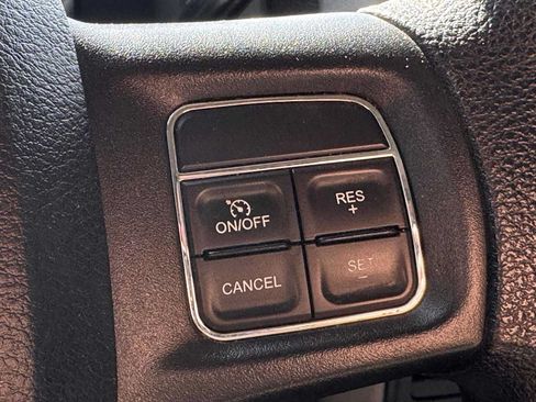 Used 2017 RAM 2500 Tradesman w/ Chrome Appearance Group AWD/4WD image 7