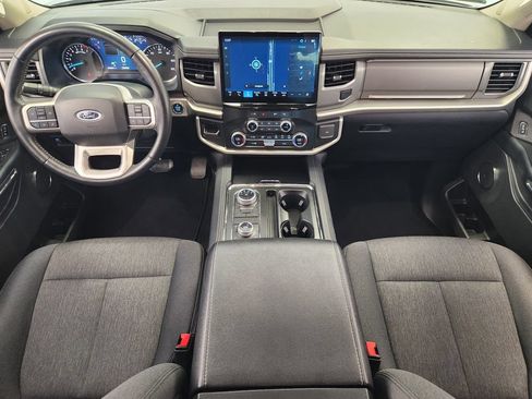 Used 2024 Ford Expedition XLT AWD/4WD image 26