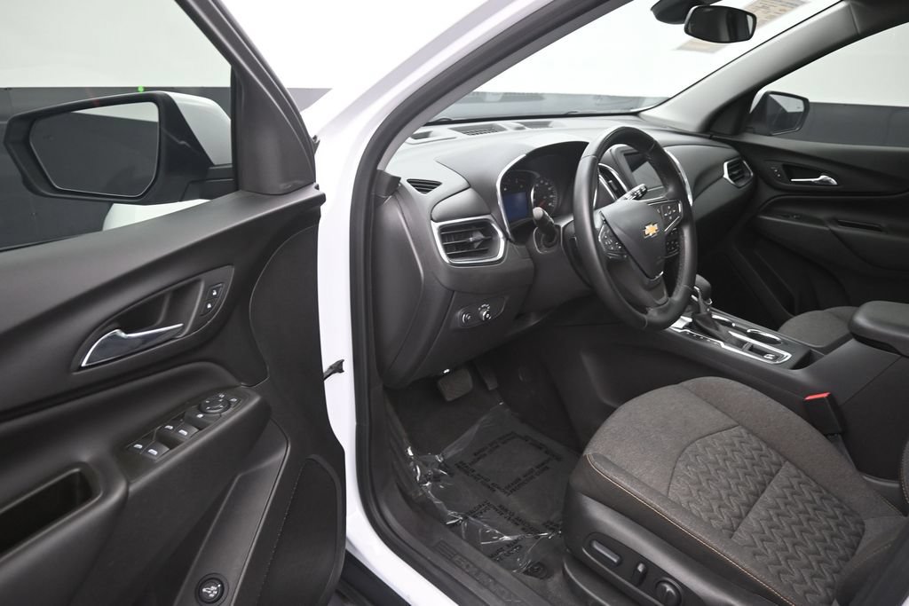 Used 2021 Chevrolet Equinox LT FWD image 10