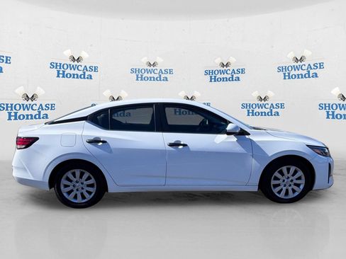 Used 2024 Nissan Sentra S FWD image 9
