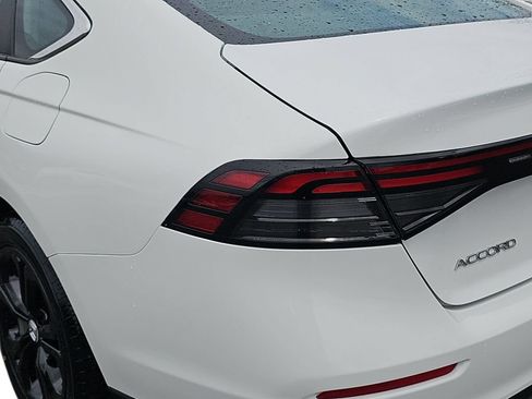 Used 2023 Honda Accord LX image 32