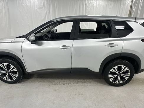 Certified 2023 Nissan Rogue SV AWD/4WD image 6