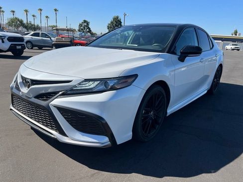 Used 2022 Toyota Camry XSE w/ Carpet Mat Package (TMS) FWD image 2
