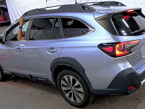Used 2023 Subaru Outback Limited AWD/4WD image 3