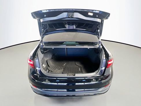 Used 2023 Volkswagen Jetta SE w/ Panoramic Sunroof Package image 29