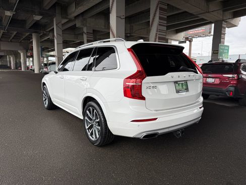 Used 2019 Volvo XC90 T6 Momentum w/ Protection Package Premier AWD/4WD image 7