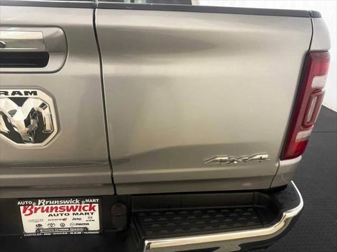 Certified 2020 RAM 1500 Laramie image 18