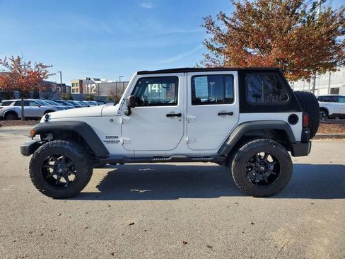 Used 2014 Jeep Wrangler Unlimited Sport w/ Connectivity Group image 9