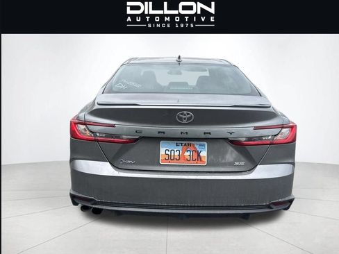 Used 2025 Toyota Camry SE FWD image 19