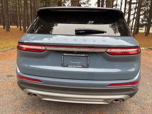 New 2026 Lincoln Corsair Premiere image 4