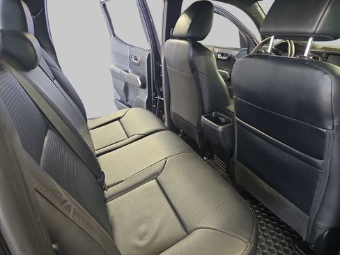 Used 2021 Toyota Tacoma 4x4 Double Cab image 13