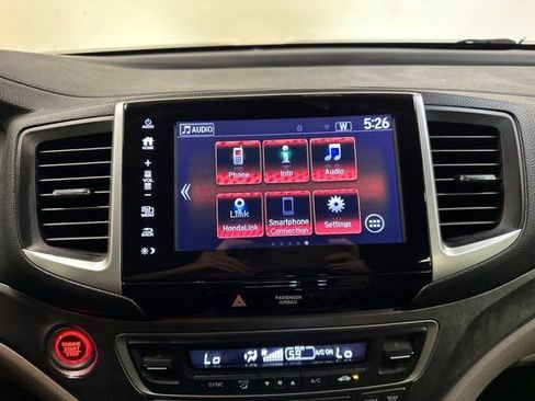 Used 2018 Honda Pilot EX image 24