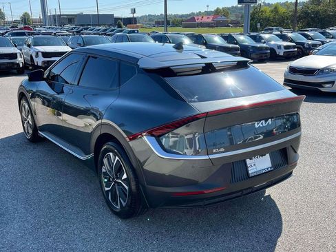 Used 2024 Kia EV6 Light image 31