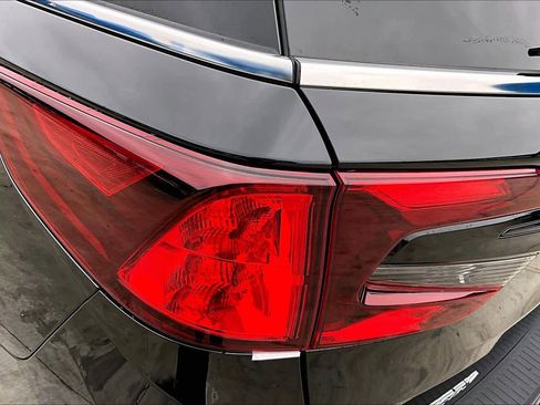 New 2026 Honda Odyssey Touring image 14