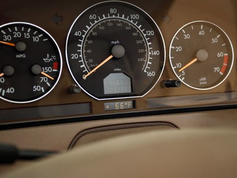 Used 2000 Mercedes-Benz SL 500 image 27