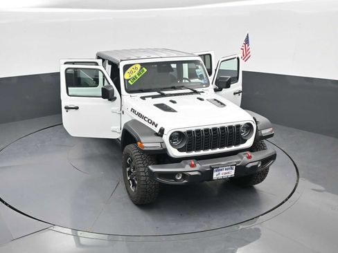 Used 2026 Jeep Gladiator Rubicon AWD/4WD image 44