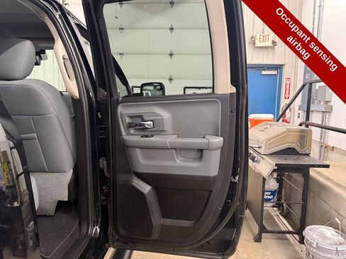 Used 2019 RAM 1500 Classic SLT w/ Black Appearance Group image 42