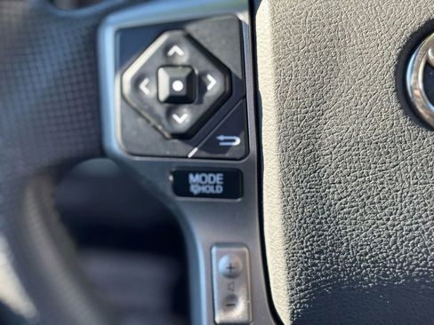 Used 2014 Toyota Tacoma 4x4 Double Cab w/ TRD Sport Package image 23