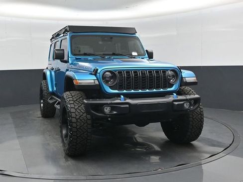 Used 2024 Jeep Wrangler Unlimited Rubicon 4xe AWD/4WD image 10