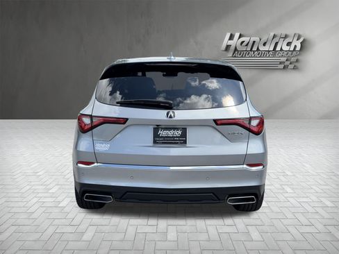 Used 2024 Acura MDX w/ Technology Package FWD image 9