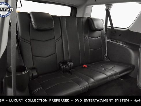 Used 2016 Cadillac Escalade ESV Luxury image 15