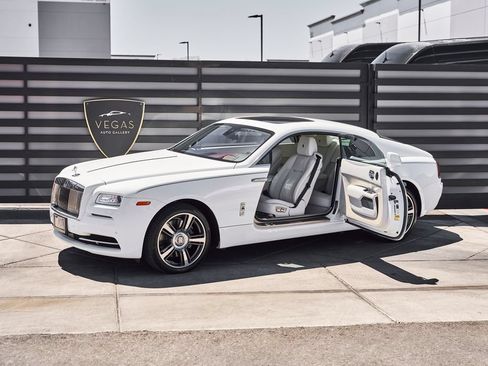 Used 2014 Rolls-Royce Wraith RWD image 5