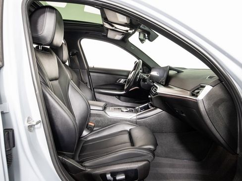 Used 2023 BMW M340i image 11