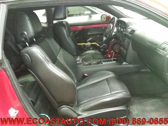 Used 2011 Dodge Challenger RWD image 11