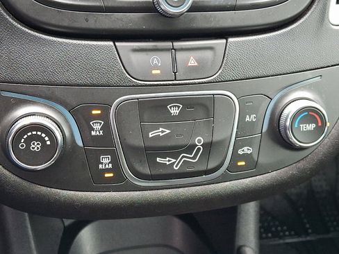 Used 2024 Chevrolet Malibu RS w/ LPO, Floor Liner Package image 15