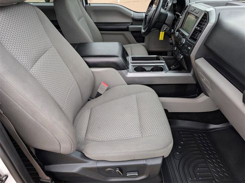 Used 2018 Ford F150 XLT w/ Equipment Group 302A Luxury image 38