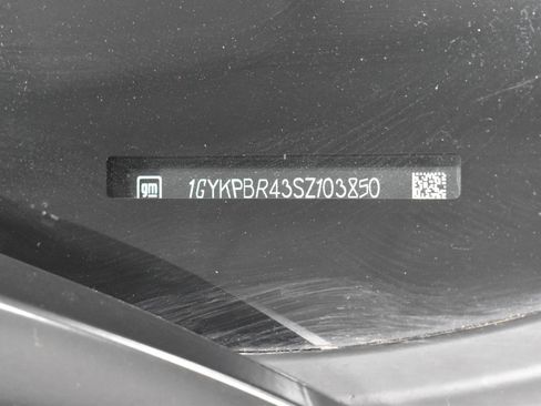 Certified 2025 Cadillac XT6 Luxury image 37