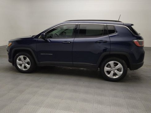 Used 2020 Jeep Compass Latitude FWD image 3