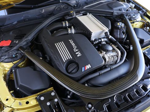 Used 2020 BMW M4 Coupe w/ Competition Package RWD image 51