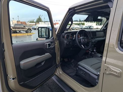 New 2026 Jeep Gladiator Mojave image 11