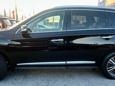 Used 2020 INFINITI QX60 Luxe FWD image 2