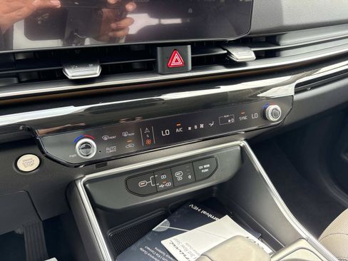 New 2026 Kia Carnival SX Prestige FWD image 26