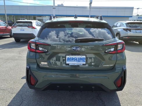 Used 2024 Subaru Crosstrek 2.5i Limited w/ Crosstrek Mirror Package AWD/4WD image 5