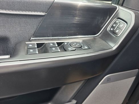 Used 2024 Ford F150 Lariat AWD/4WD image 38