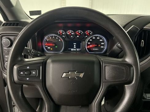 Used 2019 Chevrolet Silverado 1500 Custom Trail Boss w/ Custom Convenience Package AWD/4WD image 11