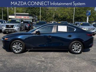 Used 2025 MAZDA MAZDA3 s FWD video 2