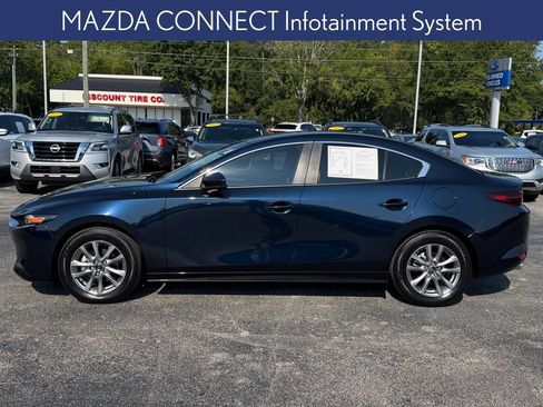 Used 2025 MAZDA MAZDA3 s FWD image 2